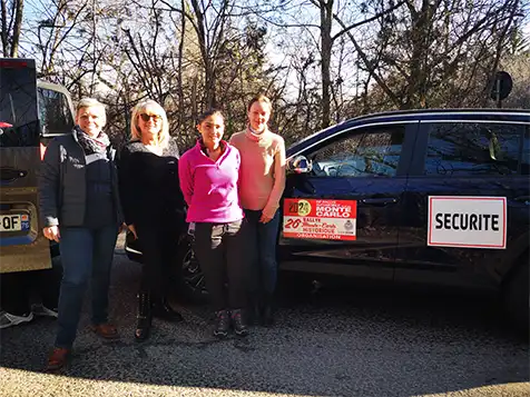 Nadege dans l'équipe féminine de sécuoté du Rallye Monte Carlo en 2024
